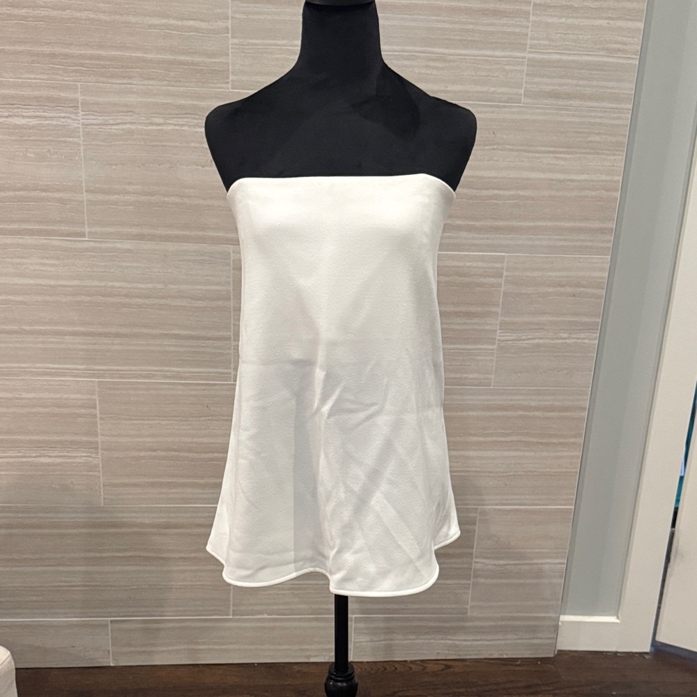 Tuckernuck Flowy White Strapless Top